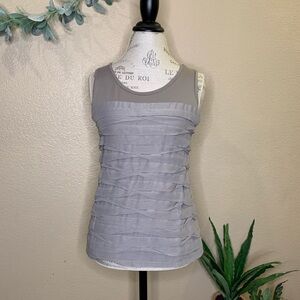 Ann Taylor: Sleeveless Ruffled Top